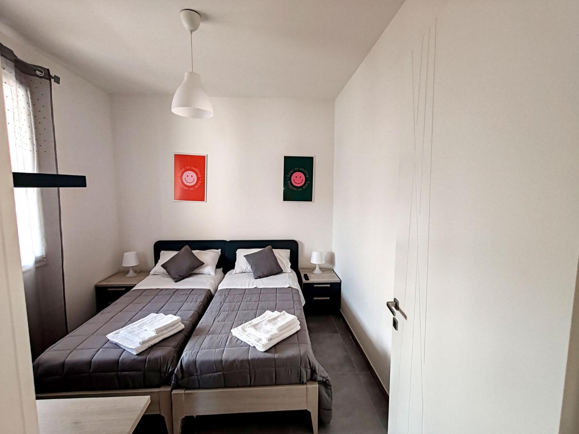 La Dama Di Loto Apartment Лече Екстериор снимка