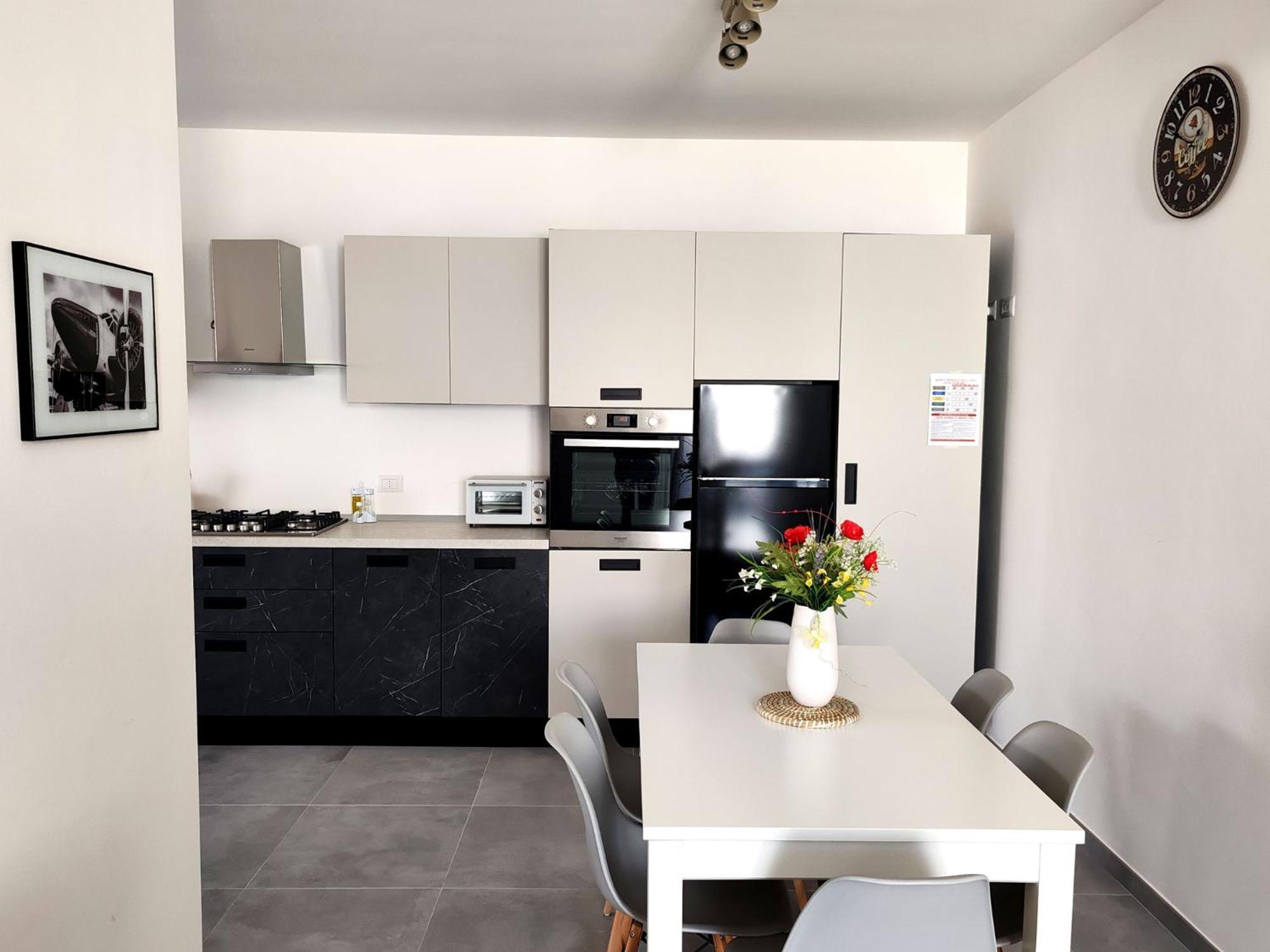 La Dama Di Loto Apartment Лече Екстериор снимка